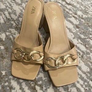 Zara Beige Chain Detail Heels